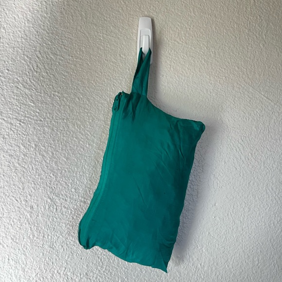 Vintage Blue&Teal Windbreak - Picture 2 of 4